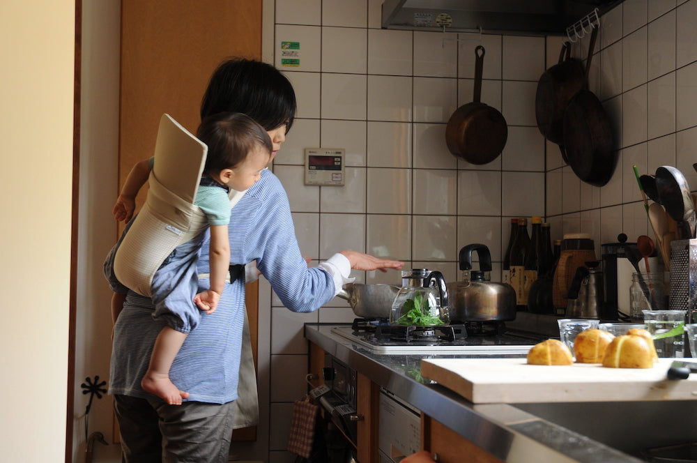 親子の特別な共有体験：日本のおんぶひもがもたらす絆と知恵